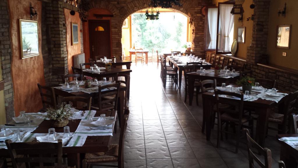 Agriturismo Col Morino Bed & Breakfast Pineto Exterior foto
